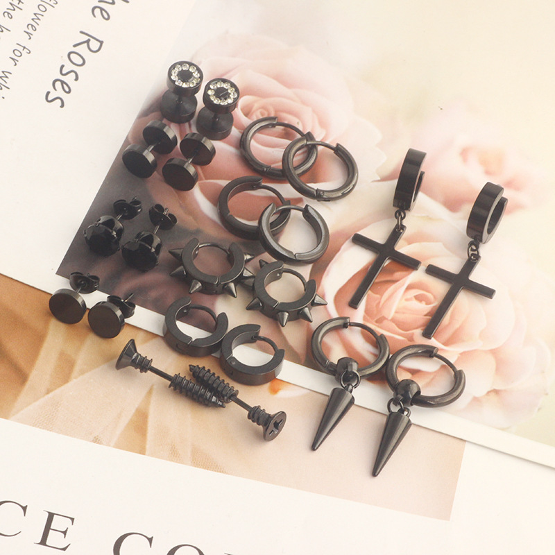 Labret piercing jewelry detail image
