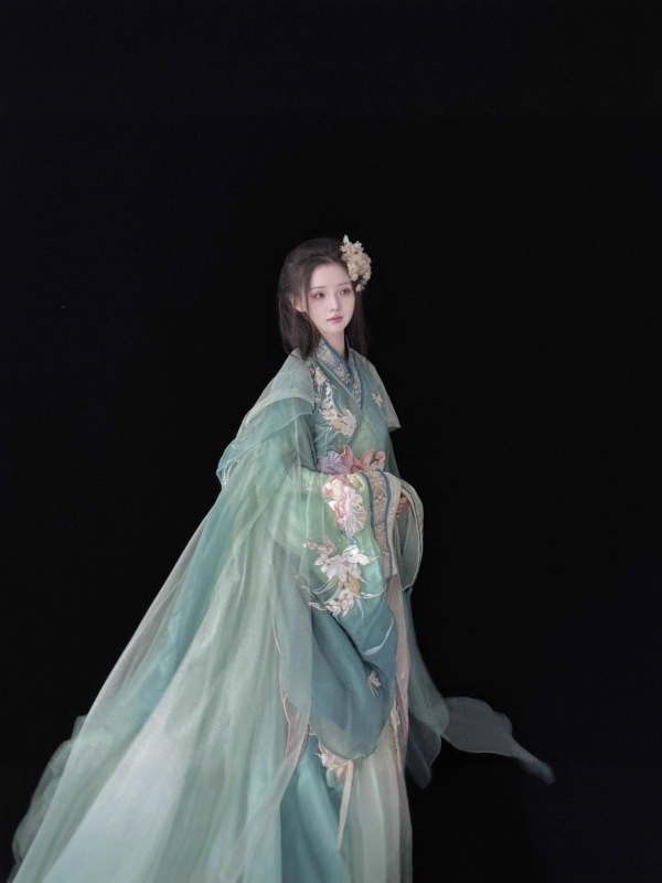 汉服女新品【莲尘】重工刺绣战国袍斗篷仙气多色春夏款套装|undefined