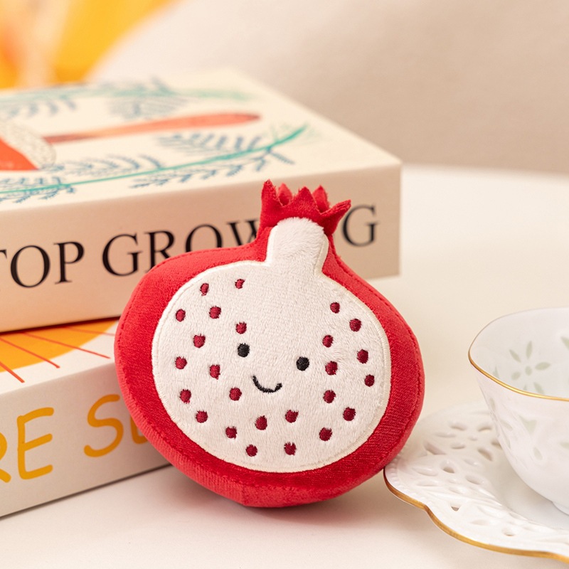 Fruitas interesantes melocotones bananas granada fruta de fuego juguetes de peluche bolsas de muñecas colgantes cereza muñeca agarrar muñeca máquina