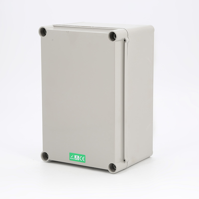 Plastic waterproof travel power supply
