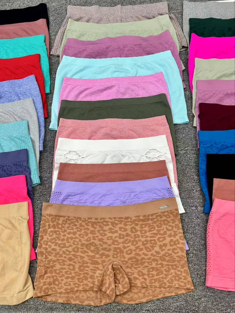 U0240 # mezcla de nuevos pantalones de mujer sin marcas de cintura media sensación de piel fresca pantalones de corte