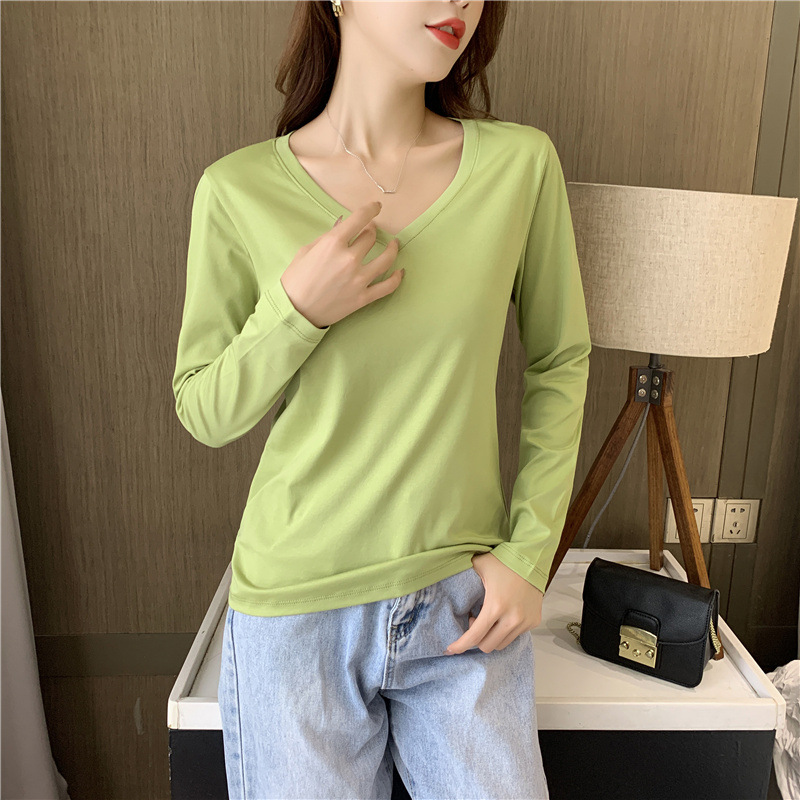 암소 과일 녹색 V 넥