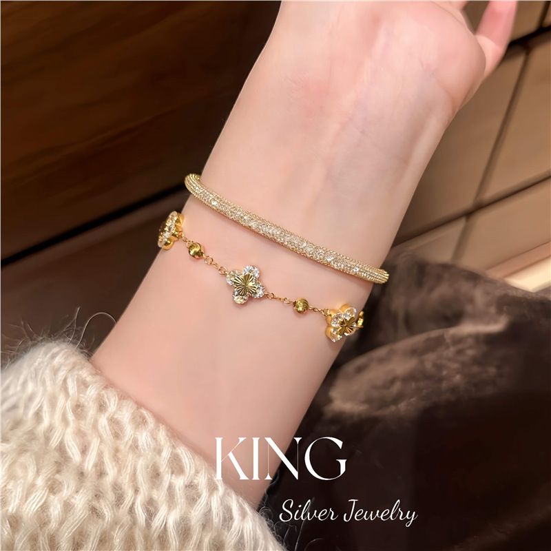 四叶知秋 | king银饰珠宝S925银镀金镭射四叶花CNS女时尚纯银手链|undefined