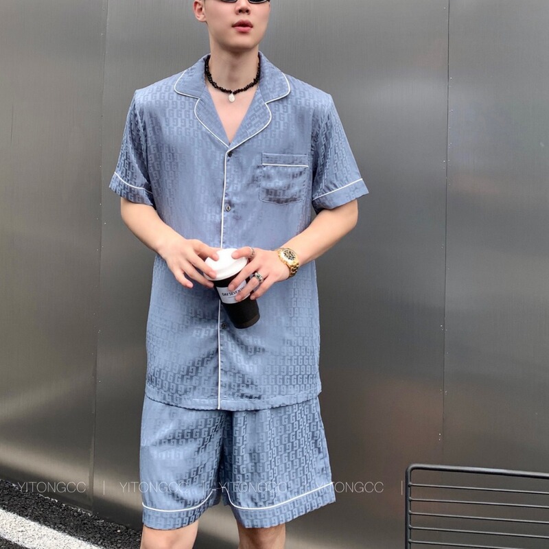 Fashionable Big Brand Thin Silk Home Wear Korean Style Design Sense Men's Short Sleeve Shorts Beach Wear Ice Silk Casual Pajamas Fashionable Big Brand Thin Silk Home Wear Korean Style Design Sense Men's Short Sleeve Shorts Beach Wear Ice Silk Casual Pajamas