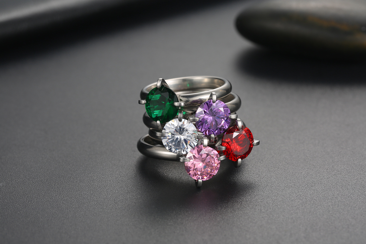 Birthday Occasion Titanium Steel Material Wholesale Elegant Solid Color Titanium Steel Inlay Zircon Rings