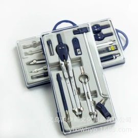 尺子;图钉;圆规