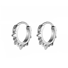 欧美跨境不锈钢铸造耳环设计感圆形铆钉耳扣潮流男女通用耳圈饰品