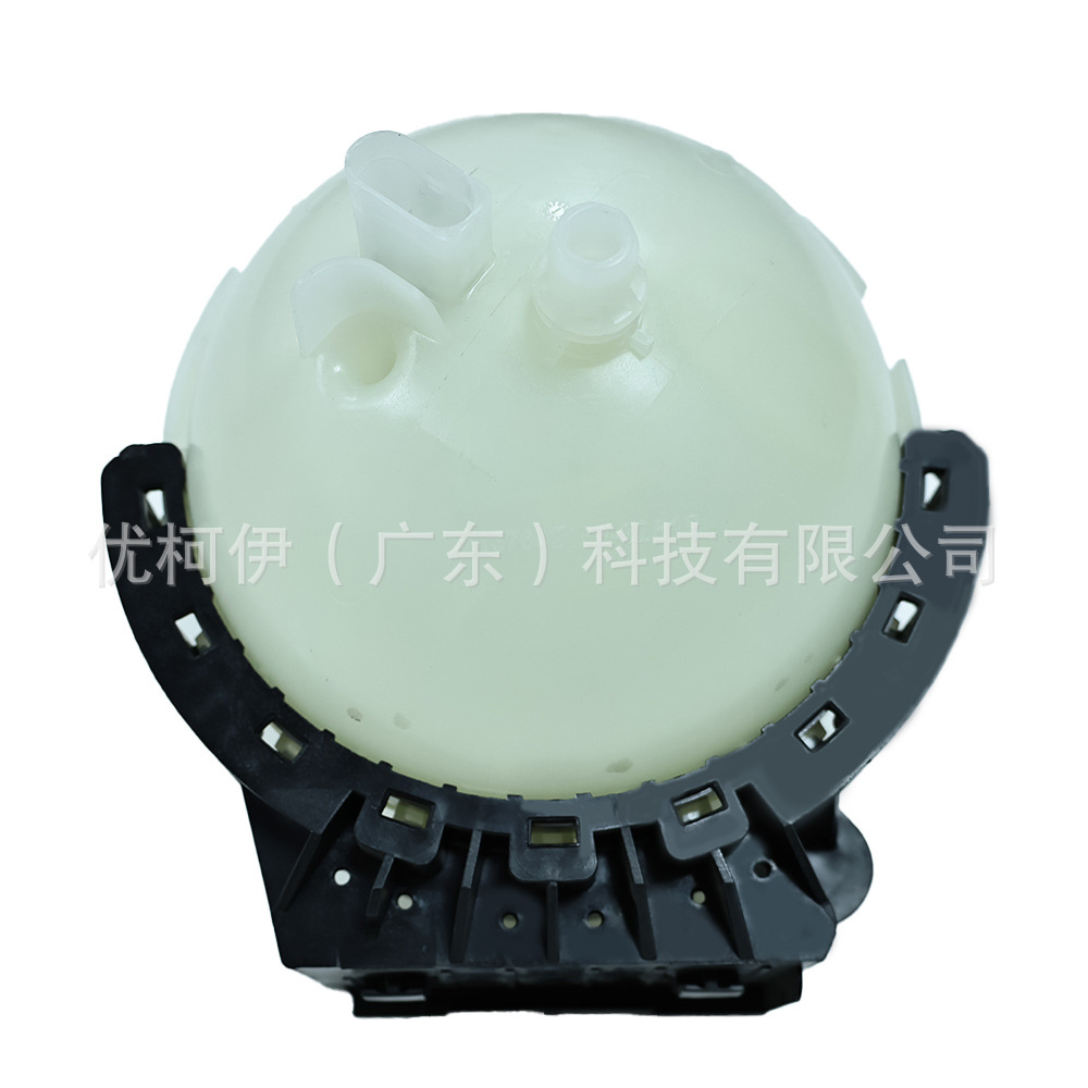 Expansion Tank 17137642158 17137609469 for BMW 1 Series F20 F21