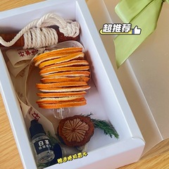 北欧風ナチュラルオレンジペンダント、大きなオレンジと梨、オレンジスライス、ドライフラワー、車吊り下げ装飾、壁掛け雰囲気、車吊り下げ装飾