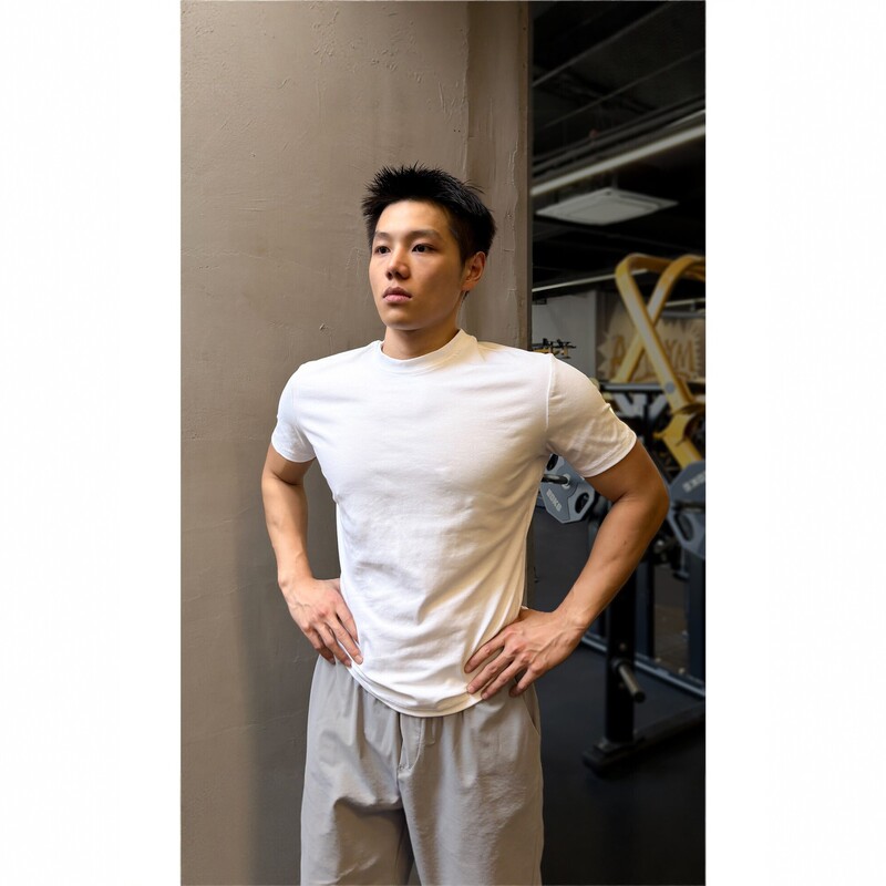 Men's fitness short-sleeved T-shirt, regular fit, muscle-enhancing design, round neck, solid color, suitable for sports and training, quick-drying, and highly elastic Men's fitness short-sleeved T-shirt, regular fit, muscle-enhancing design, round neck, solid color, suitable for sports and training, quick-drying, and highly elastic