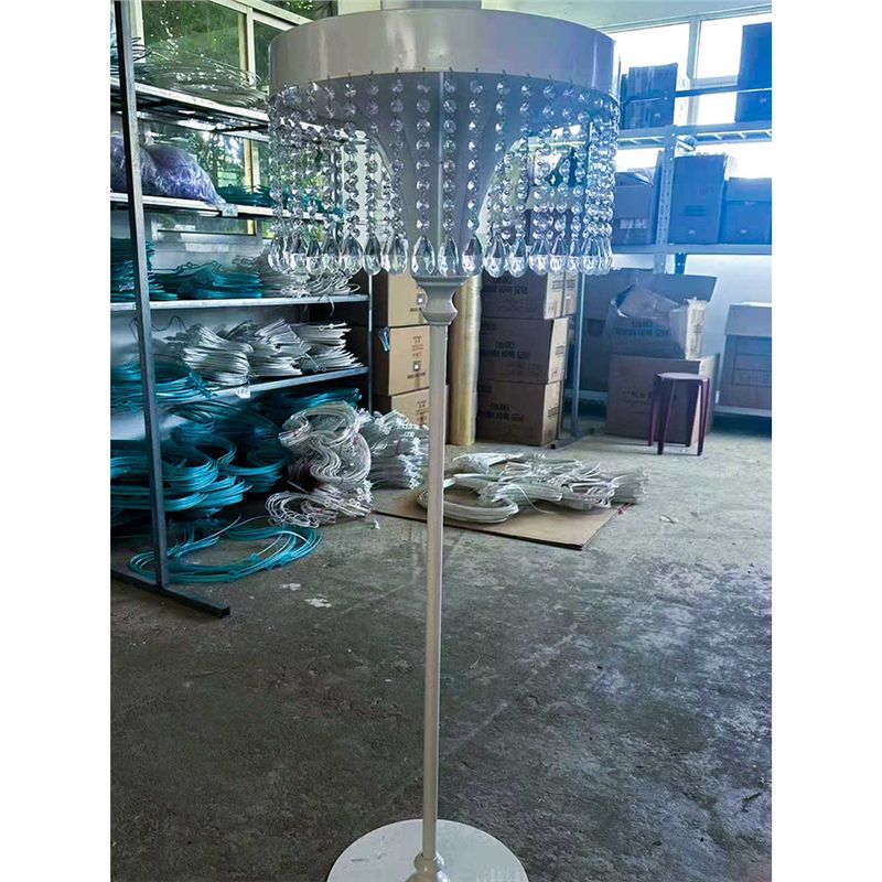 新款婚礼堂欧式铁艺电镀水晶吊灯婚庆道具灯冰晶条路引花布置装饰