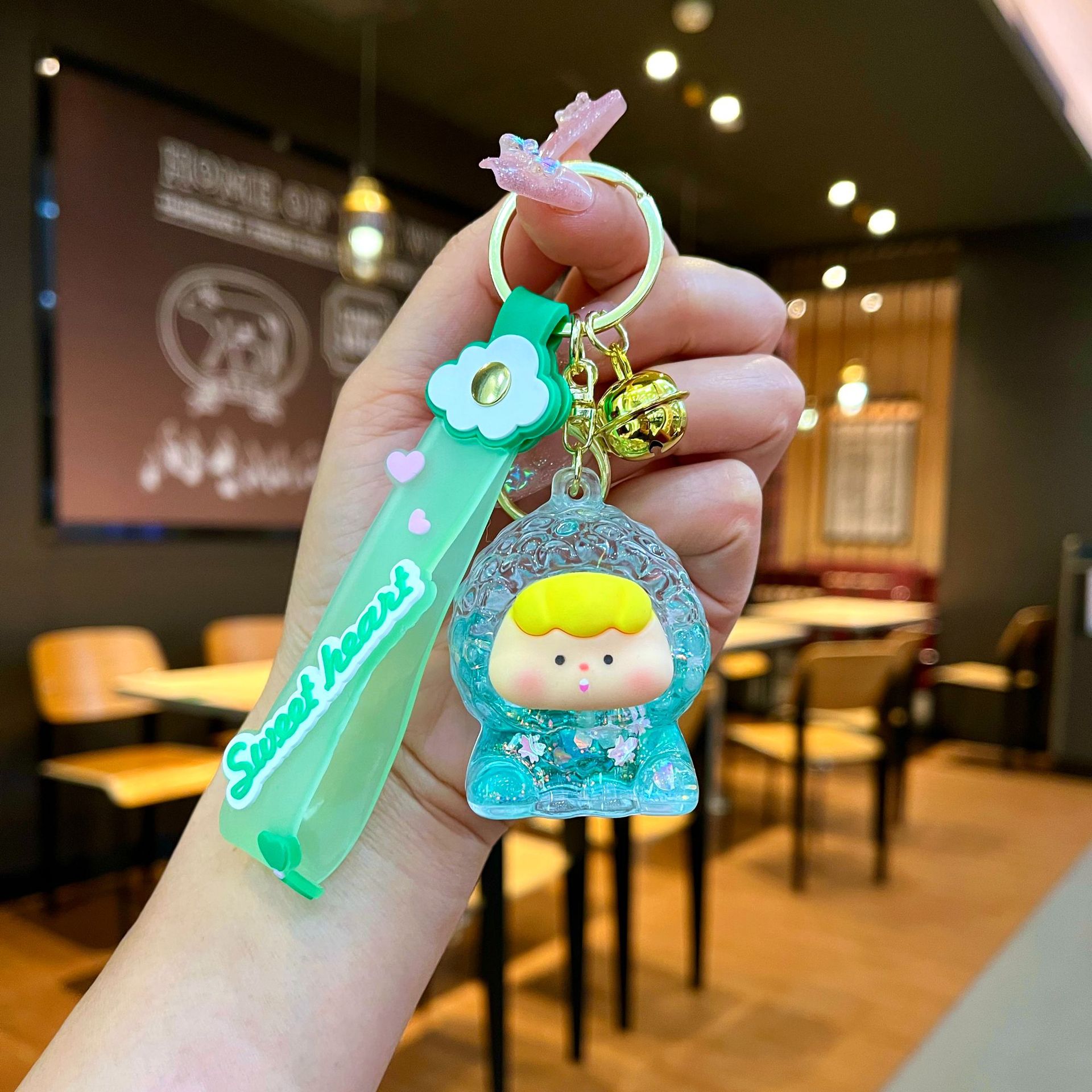 Nuevo llavero de dados luminosos con aceite, cuentas de burbujas, dados, colgantes de botella de arena de cristal, colgantes de bolsas al por mayor