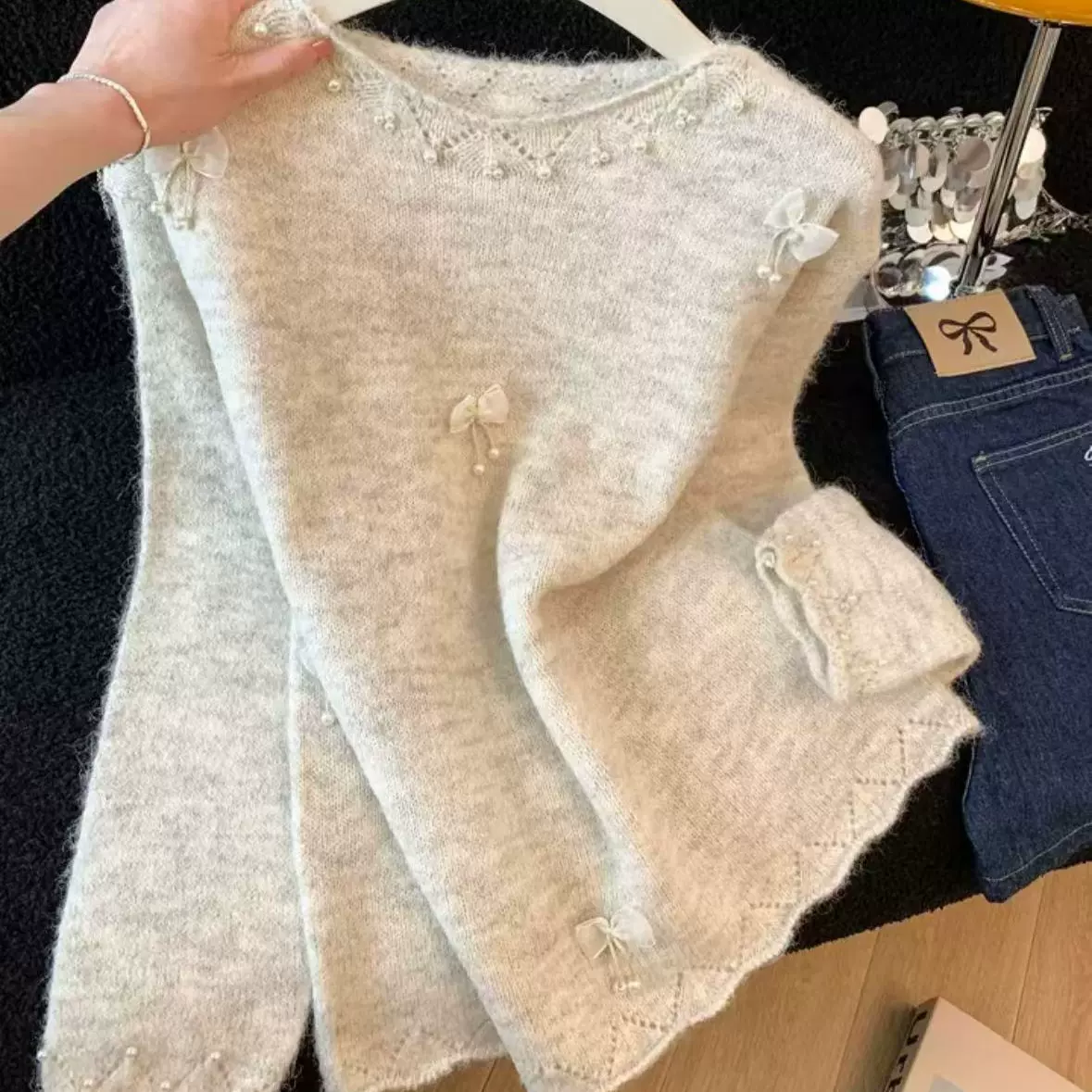 深圳南油温柔风重工钉珠蝴蝶结毛衣女秋宽松慵懒内搭针织衫上衣