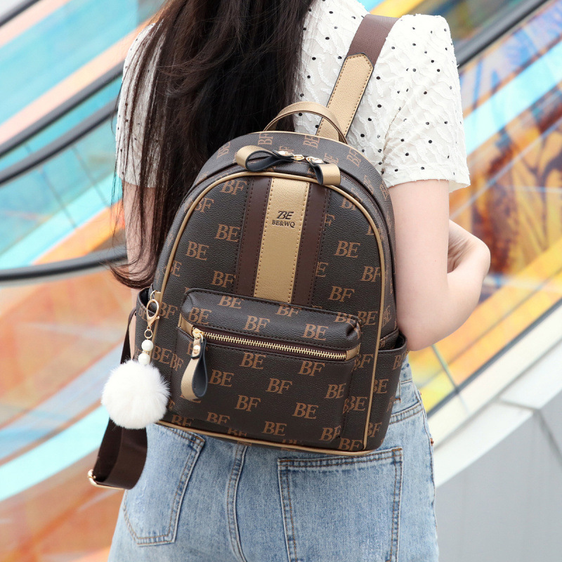 Mochila de viaje de alto nivel para mujeres 2025 nueva primavera y verano bolsas de moda para salir de gran capacidad mochila de mamá image 4