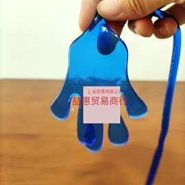 巴掌黏粘墙伸缩黏粘锤粘贴墙上儿时黏性弹性搞笑手掌玩具。怀旧