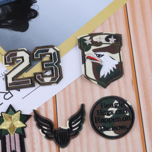 Strawberry computer embroidery label digital cloth badge camouflage letter clothing accessories patch patch seal embroidery cloth patch