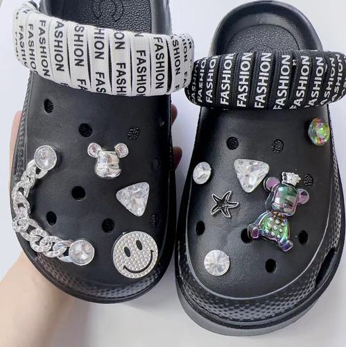 Crocs DIY decorative accessories 3D cartoon shoe flower cute bear shoe buckle shoelace decoration removable accessories