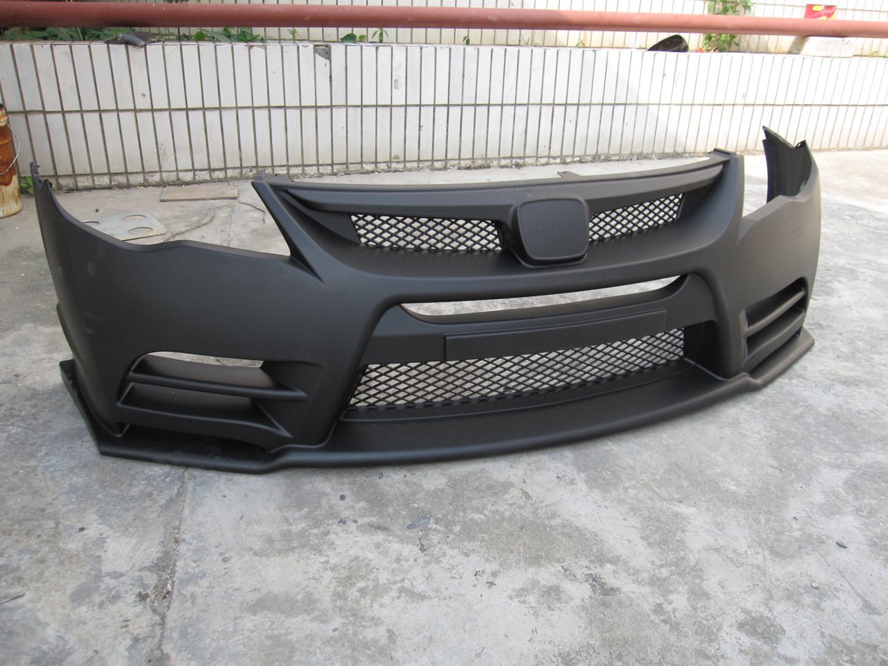 Suitable for Honda Eighth-Generation Civic Fd2 Rr Siming Car Body Kit Modification Mr Model Front Bumper Head Mercury Handle Modification