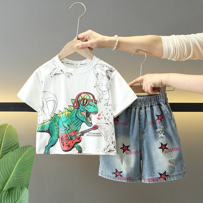 8072 Traje de verano para niños 2025 nuevos niños dinosaurio de manga corta de dos piezas ropa delgada de verano para bebés guapos