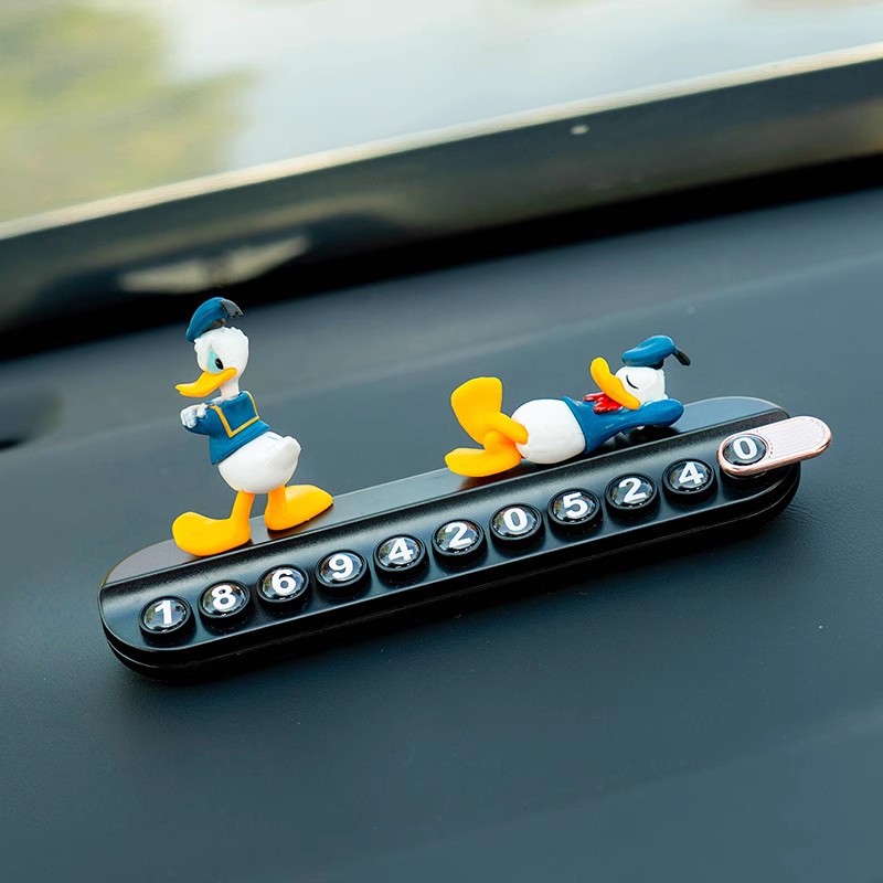 Decoraciones para automóviles accesorios para interiores juguetes lindos movilización total de automóviles consola pantalla de visualización muñeca decoración