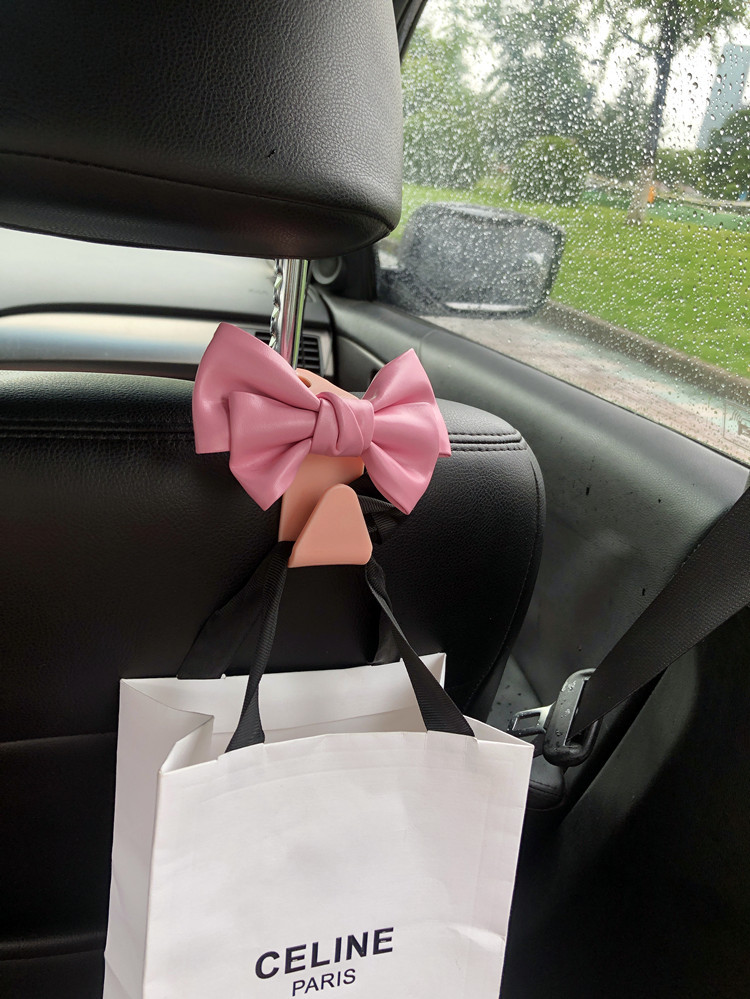 750 粉色皮革挂钩.jpg