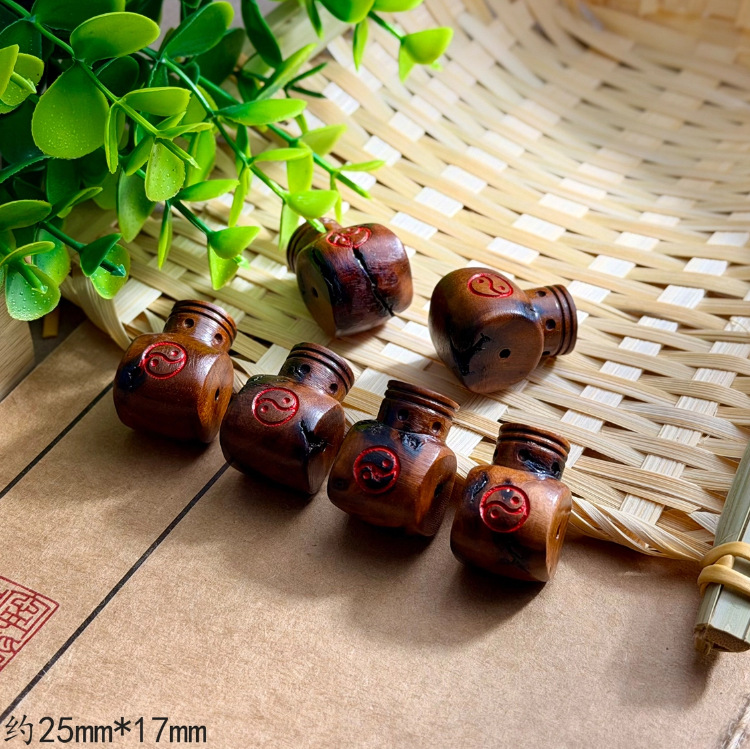 Natural Lightning-Struck Jujube Wood Carving Tai Chi Bagua Three-Way DIY Accessories, Handcrafted Bracelet Spacer Beads, Pendant Wholesale