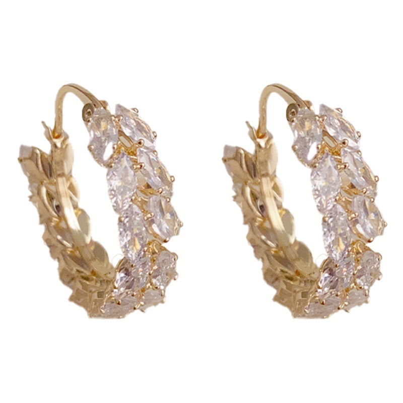 De estilo coreano elegante diseño de nicho circón trigo oído anillo oído hebilla de las mujeres de lujo Luz de moda exquisita de alto grado elegante pendientes