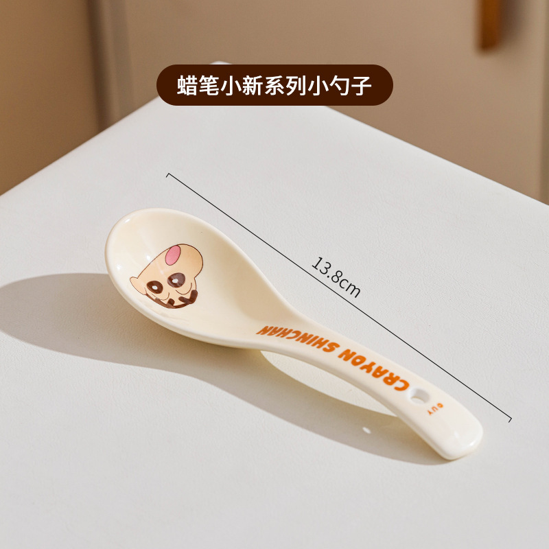 Crayons, ceramic spoon