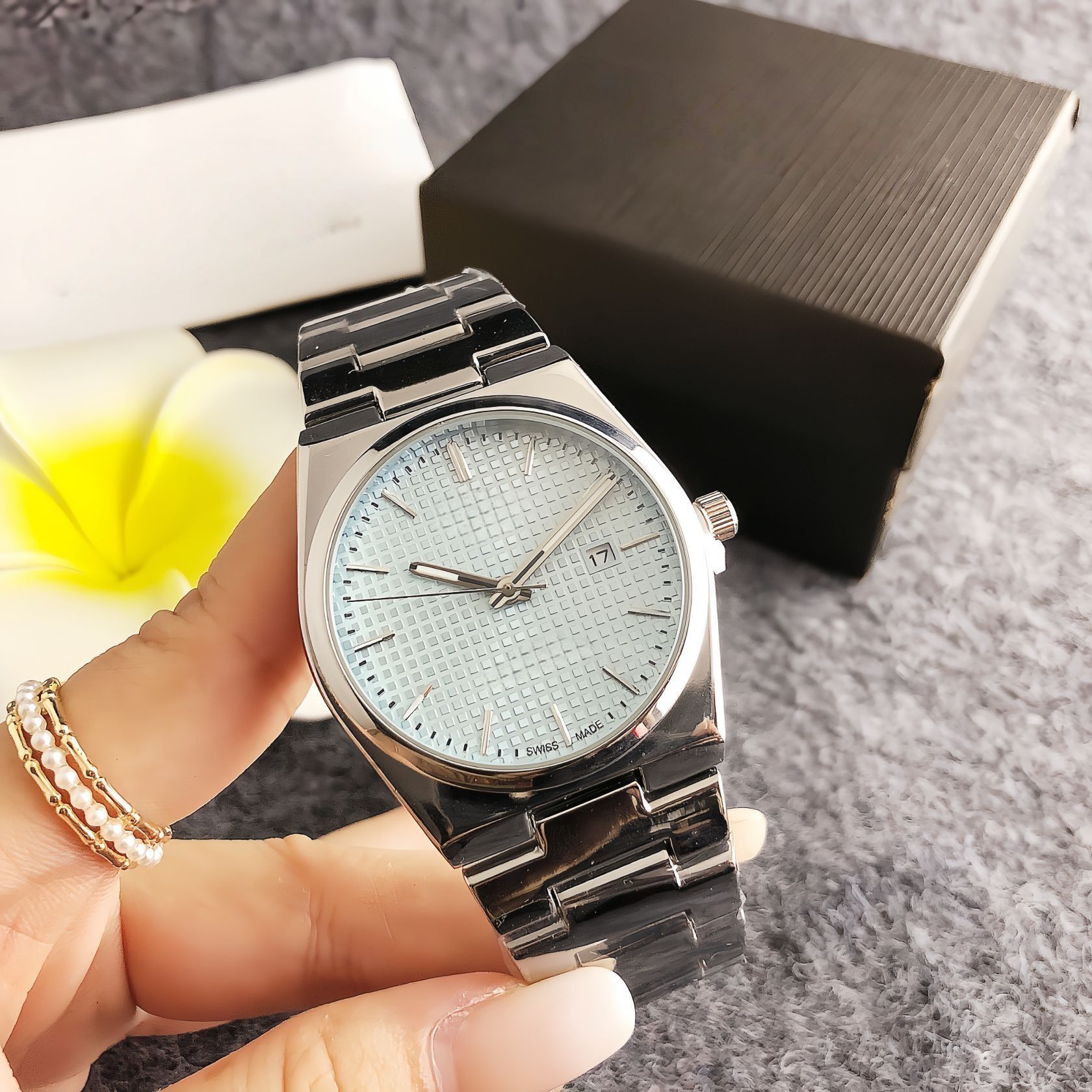 Watch Men's Simple Temperament Workplace Watch High-End Trendy Fashion Casual Men's Quartz Watch with Calendar