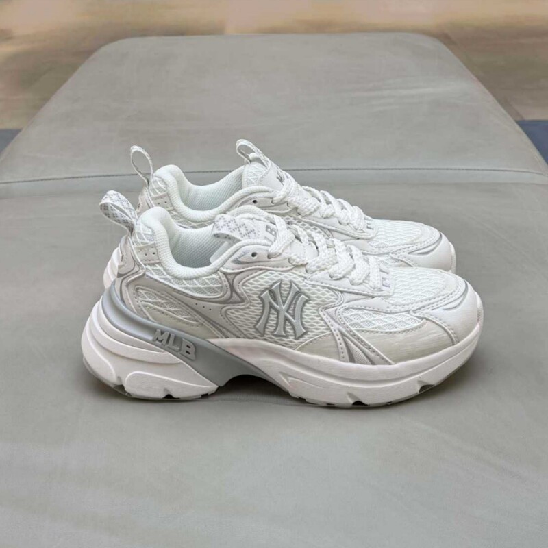 Putian Mlb Dad Shoes New York Yankees Ny Unisex Retro Versatile Thick-Soled Height-Increasing Casual Running Sneakers Putian Mlb Dad Shoes New York Yankees Ny Unisex Retro Versatile Thick-Soled Height-Increasing Casual Running Sneakers