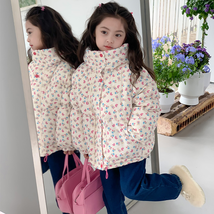 女童碎花连帽羽绒服韩版童装2023冬装新款女童防污儿童羽绒外套