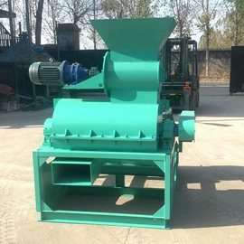 粉碎机;饲料加工设备;林业机械