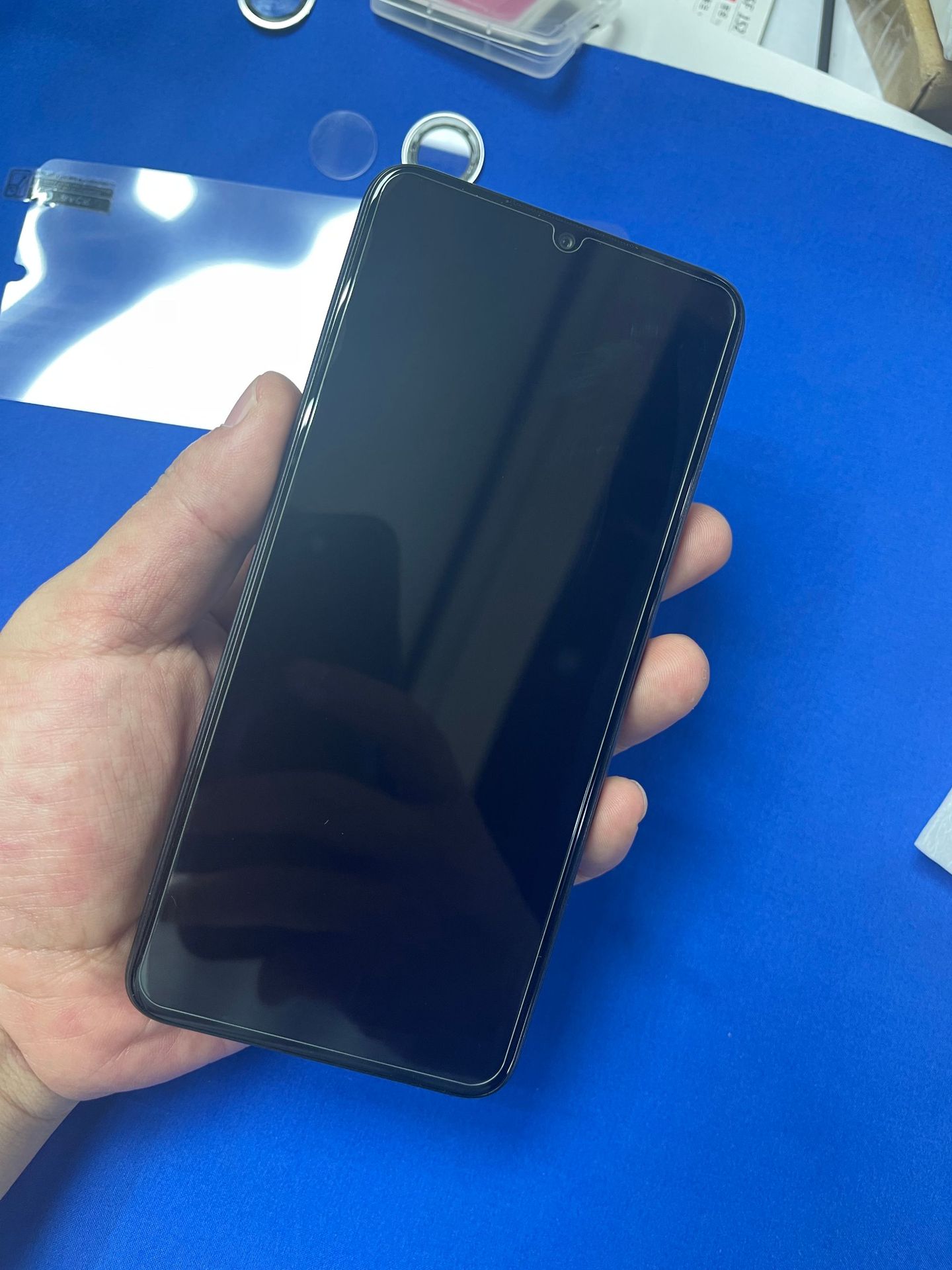 Aplicable voz itela70 película templada protector de pantalla frontal 2.5d transparente HD itel power55