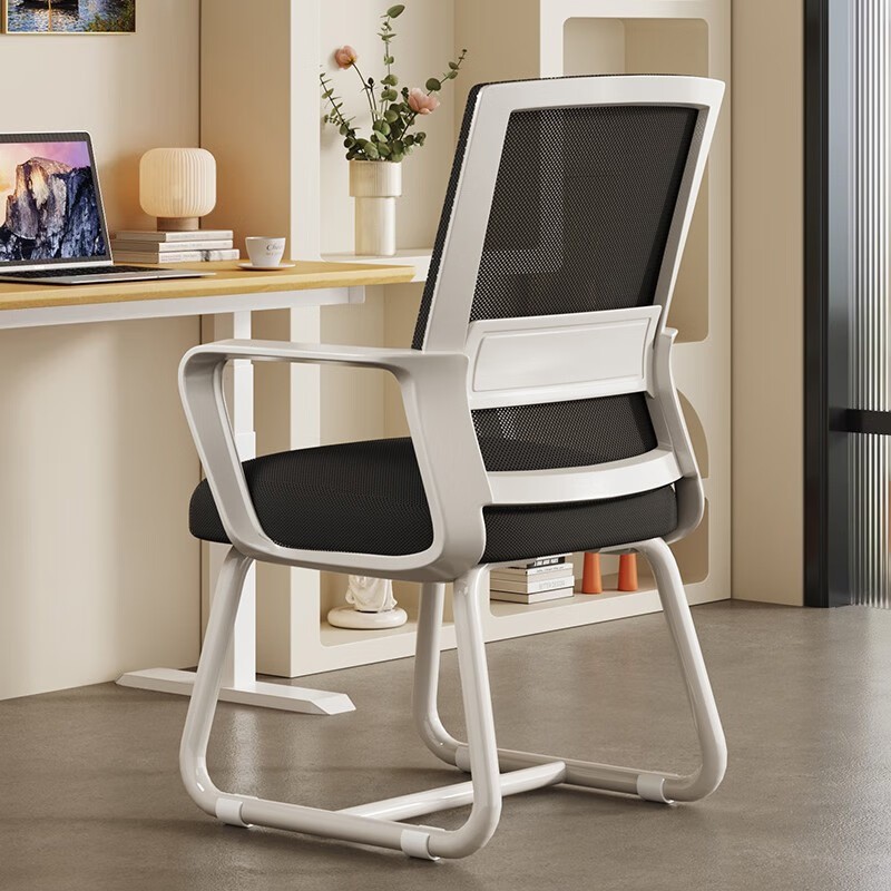 Silla de conferencias de oficina silla de computadora ergonómica sedentaria silla de ruedas doméstica silla de arco de malla de estudiantes universitarios