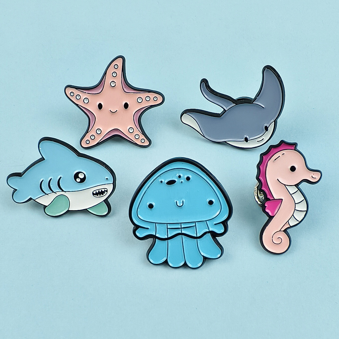 Broche de vida marina de dibujos animados, accesorios de ropa de estilo lindo, insignias, bolsos decorativos de ins transfronterizos, insignias de metal