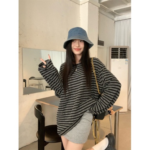 Striped long-sleeve T-shirt 2025 autumn new Korean style loose medium-long length outerwear innerwear base student top trendy