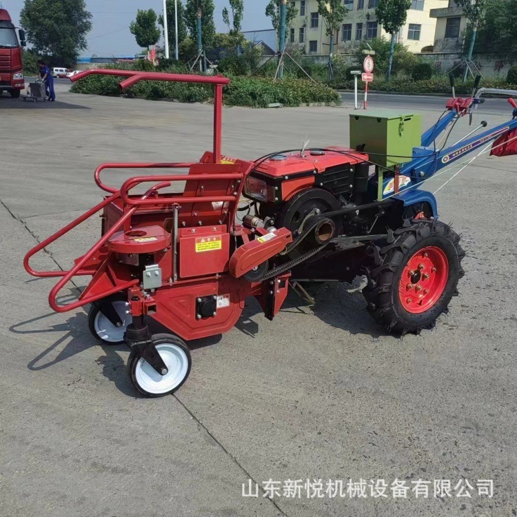 大马力柴油苞米收割剥皮机 单行小型玉米收割机 家用掰棒子机