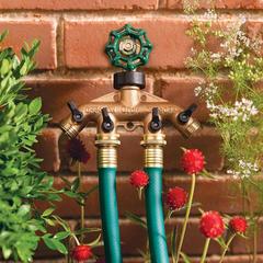Copper 4-way ball valve water distributor for garden watering, agricultural irrigation, and home car washing 1-in-4 splitter