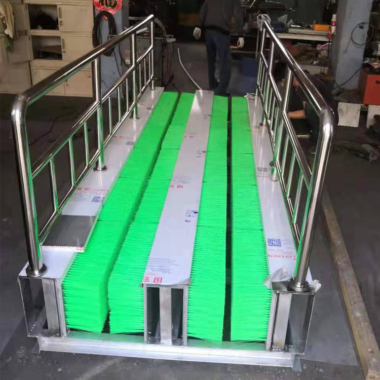 厂家供应单通道洗靴机,无动力单通道洗靴机特点 矿用洗靴机现货