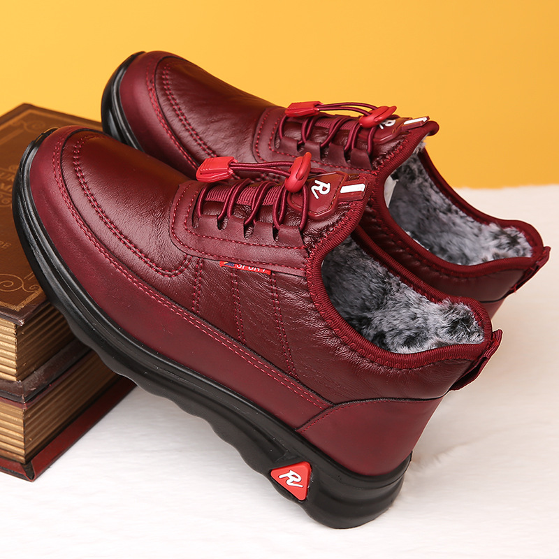 Invierno viejo Beijing zapatos de algodón de los hombres de algodón forrado de lana gruesa caliente antideslizante Noreste de mediana edad y ancianos a prueba de agua zapatos de papá viejo