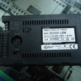 新三菱GT1020-LBDW  实物图片 功能正常！