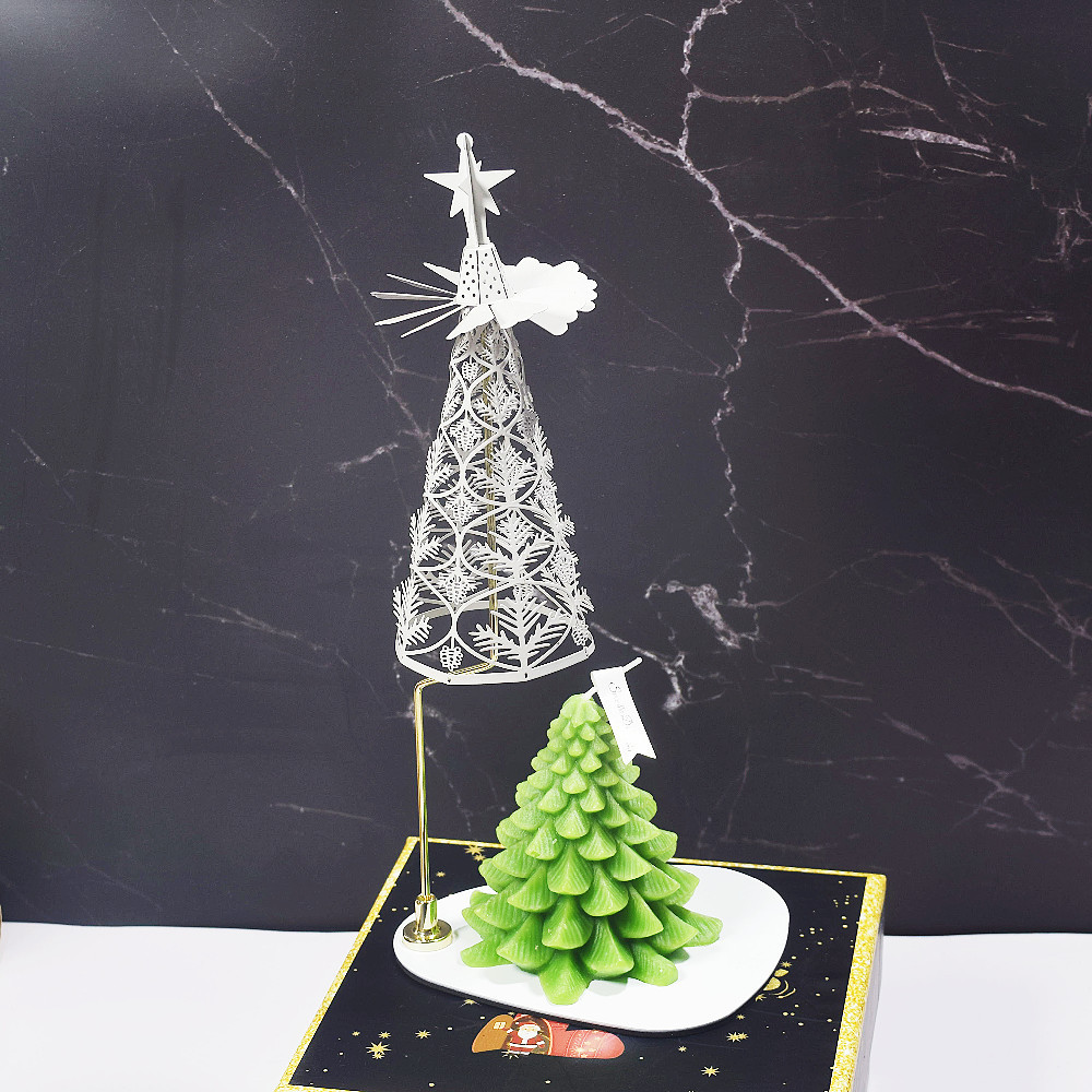 FUENTE fabricante Amazon INS creativo regalo de Navidad aromaterapia cono luz y sombra romántica giratoria Candelabro Linterna