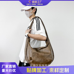 クロスボーダー復古男女ショルダーバッグ斜め掛け餃子バッグ大容量トートバッグファッション通勤バッグ学生レジャーバッグ