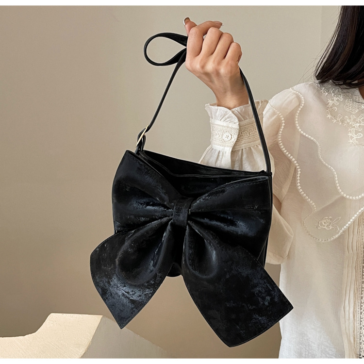 Women's Medium Pu Leather Bow Knot Elegant Square Zipper Crossbody Bag display picture 20
