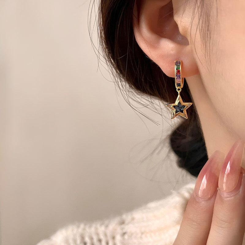 Opal único asimétrico estrella encantadora pendientes hembra 2023 moda luz lujo nicho diseño pendientes de alto grado