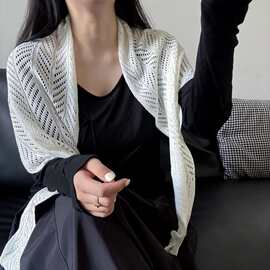 自制镂空针织披肩三角巾女夏季薄披肩麻感罩衫防晒空调衫冰丝披肩