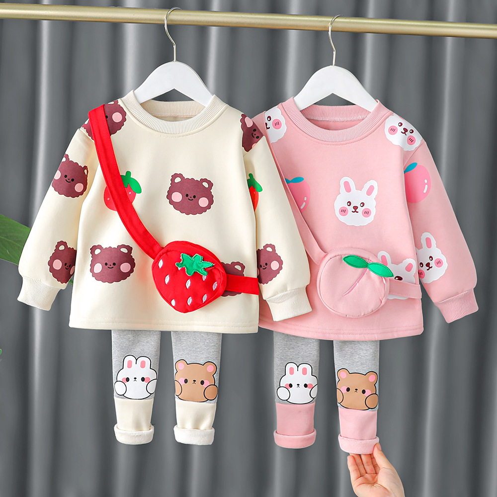 Nuovo set in pile con motivo cartoni animati 2025 per ragazze, stile celebrità di Internet, completo invernale in due pezzi per bambini da 0 a 4 anni, abbigliamento per neonati_voghion.com