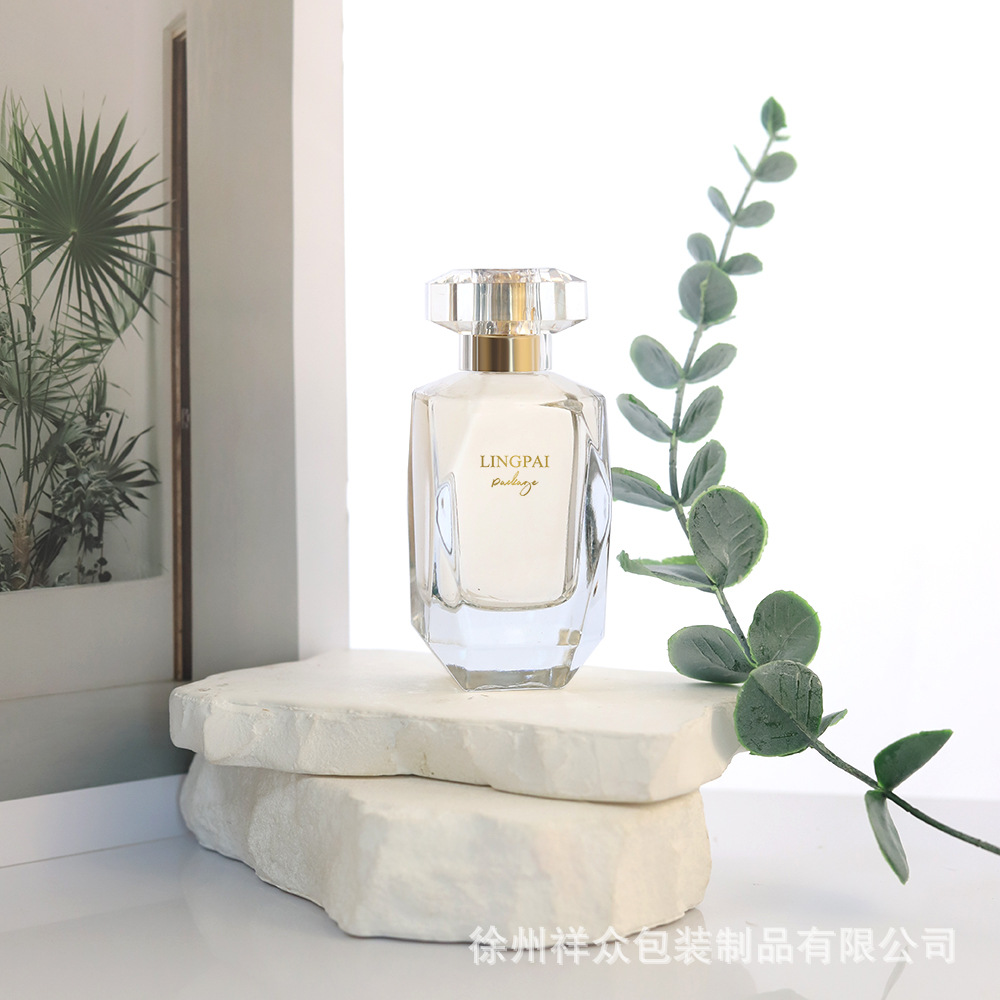 Las botellas de perfume transparentes de venta caliente en el comercio exterior se pueden etiquetar como botellas vacías de vidrio de 50 ml, un conjunto de modelos de Oriente Medio. image 4
