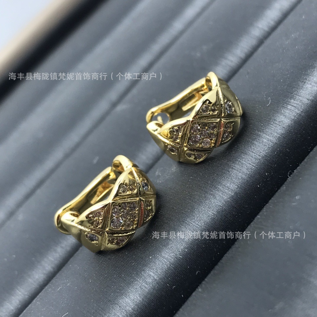Gold color [with diamonds]
