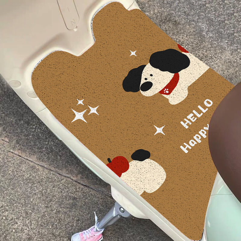 Electric Vehicle Wire Ring Foot Pads, Cute Style, Universal Anti-Slip Mats, Mud Scraping and Dust Removal Foot Pads, Stain-Resistant and Easy to Clean Pedal Pads